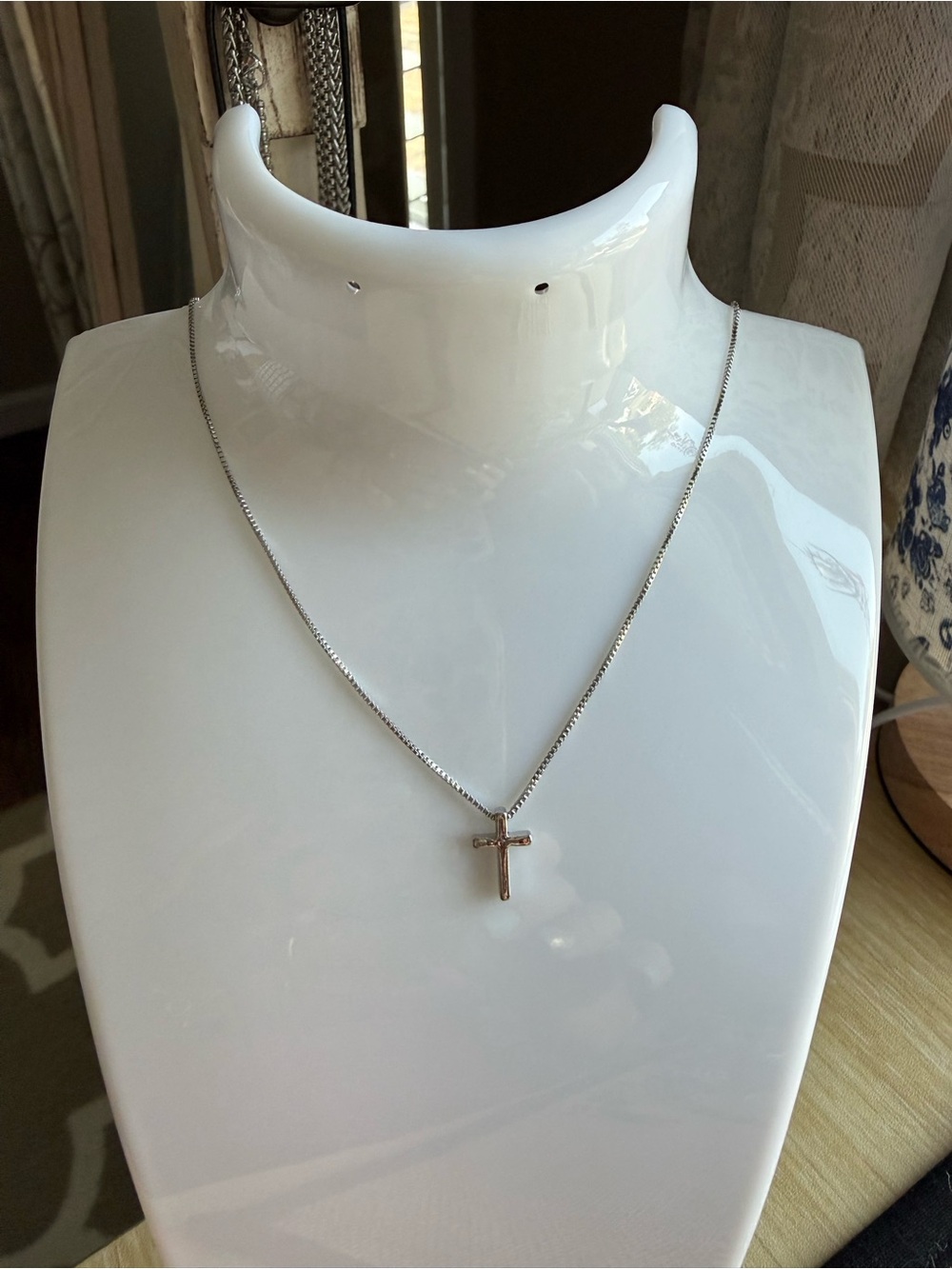 Sterling Silver Cross Pendant Necklace - White/Silver